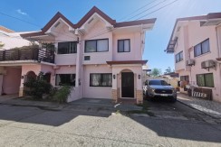 HOUSE AND LOT IN EAST COVINA SUBDIVISION MANDAUE CITY